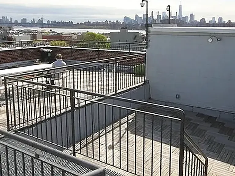 96 Dupont St #1A — Photo 12
