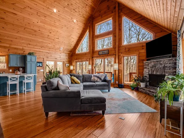 1038 Peery Cir, Kingston Springs, TN 37082