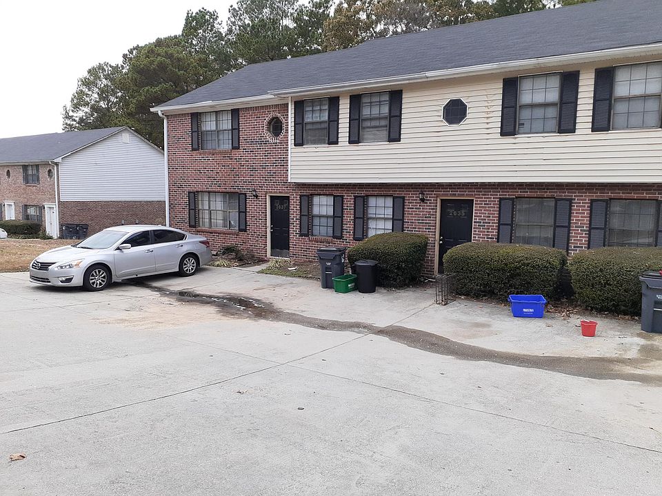 1st image of 2633 Parkside Way