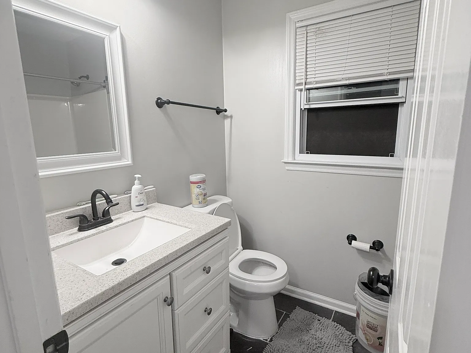 1 bed, 1684 sqft, $750 — Photo 4