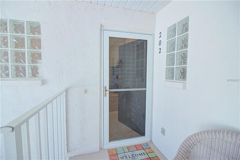 1st image of 817 Montrose Dr Unit 202