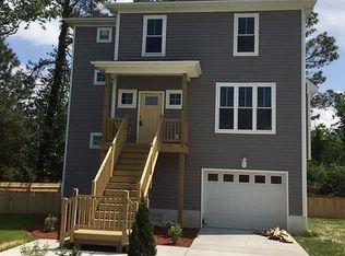 30 Forrest Dr, Poquoson, VA 23662