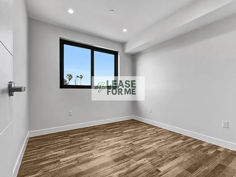 1538 S Wilton Pl #201 — Photo 25