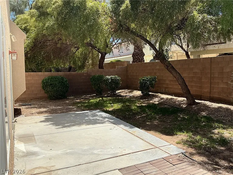 10975 Calcedonian St — Photo 25