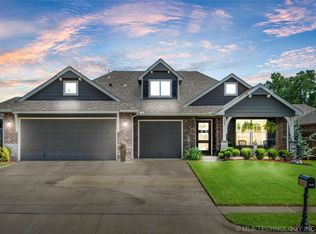 3423 E 143rd Ct S, Bixby, OK 74008