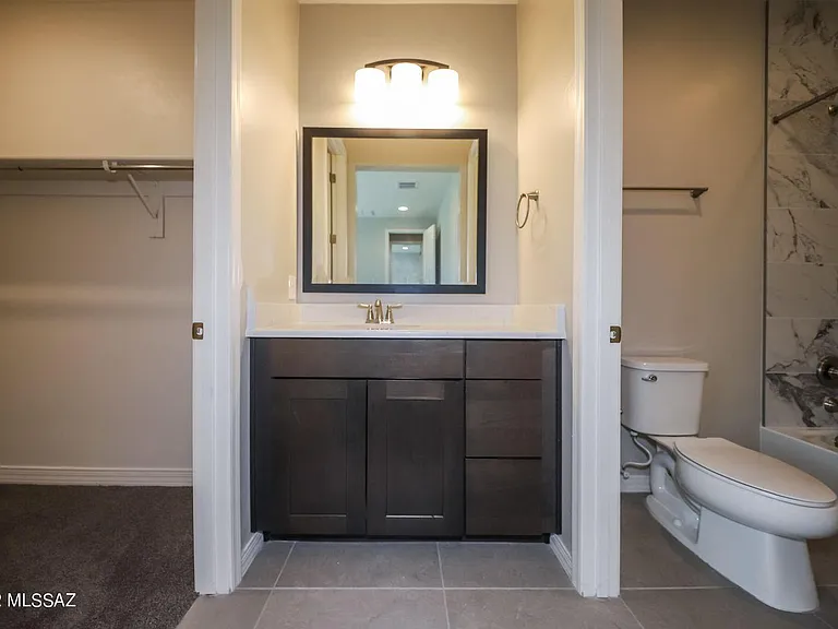 11846 N Silver Village Pl — Photo 42