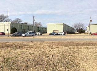 2774 Berschel Ave APT 205, Salina, KS 67401