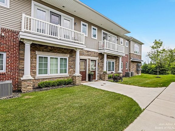 4th image of 5534 Arbor Chase Dr