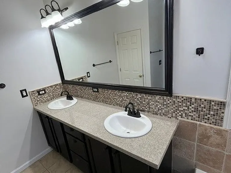 1534 N Oliveto Ct — Photo 19
