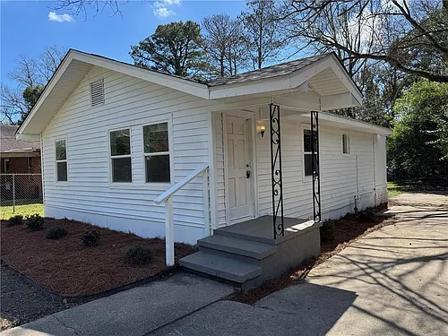 2853 Josephine St Photo 1