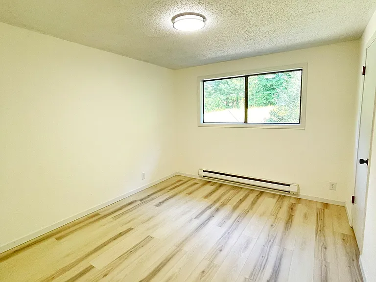 1714 Susan Ct SE — Photo 18