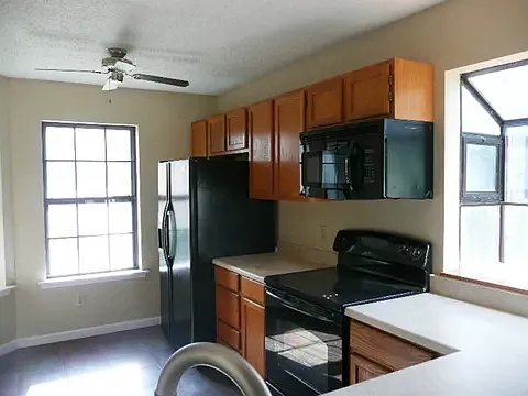5304 San Mateo Ct — Photo 5