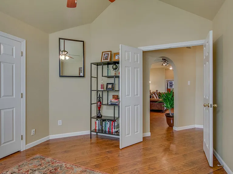 4043 Midrose Trl — Photo 20