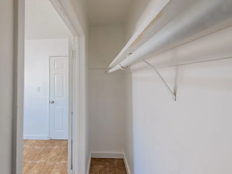 Vanowen Street Residences — Photo 27