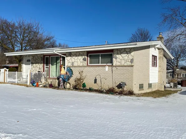 494 Thors St, Pontiac, MI 48342