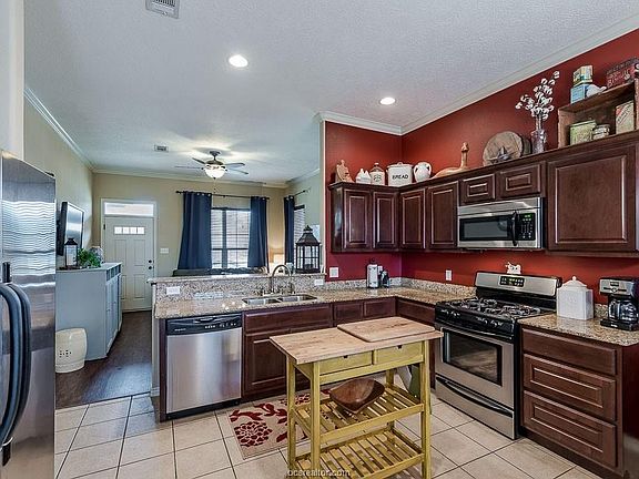 4th image of 4305 Addison Ct