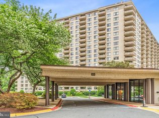 Bethesda Outside, Bethesda, MD 20814