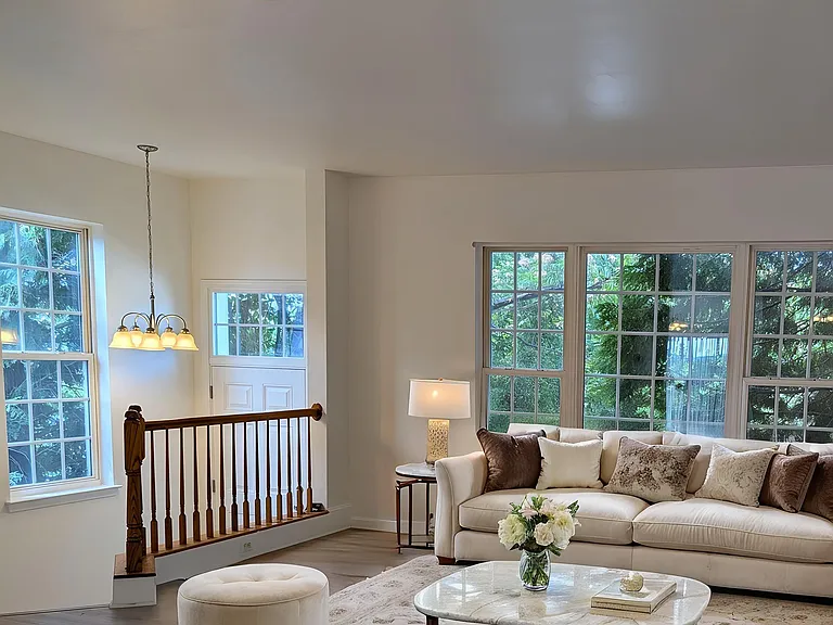 17289 Vaughn Ln — Photo 4