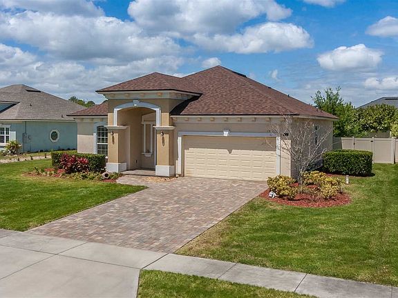 3rd image of 404 Maribella Ct