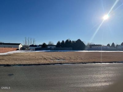 1503 10th St SW, Jamestown, ND, 58401