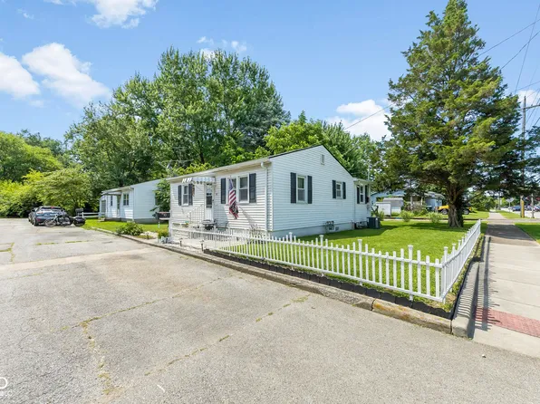 10 E Village Green St, Greensburg, IN 47240