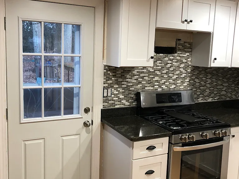2 Foss Ave — Photo 2