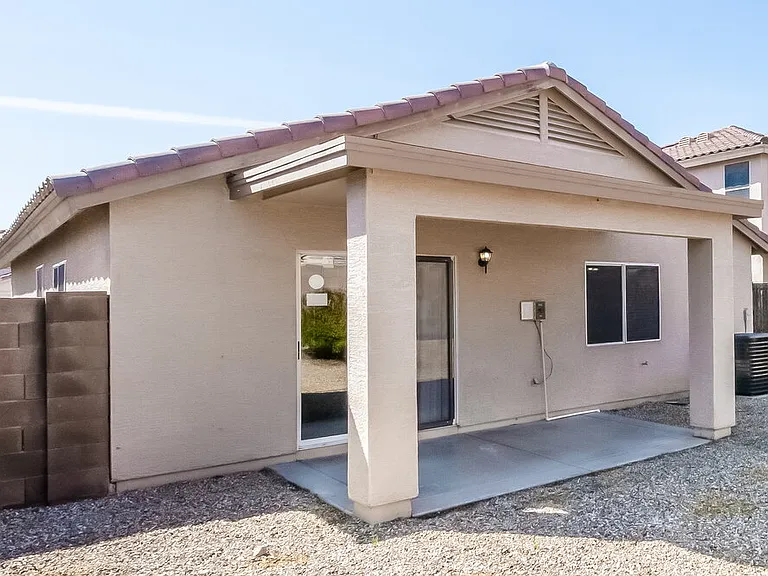 11834 W Sunnyside Dr — Photo 15
