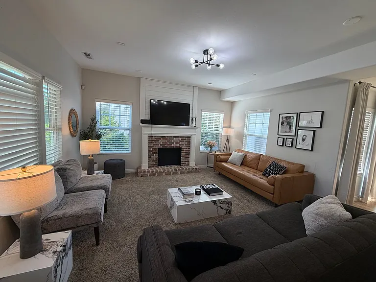 4481 W Iron Mountain Dr — Photo 4