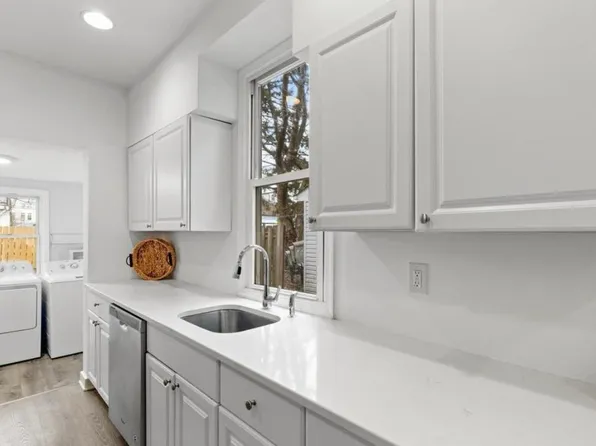 115 Jefferson Ave, Downingtown, PA 19335