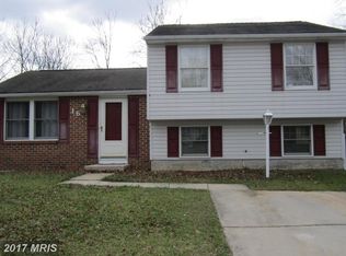 16 Russet Ct, Essex, MD 21221