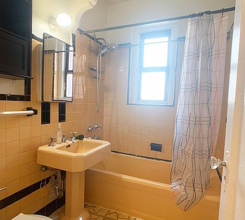 4th image of 1775 E 14th St #4