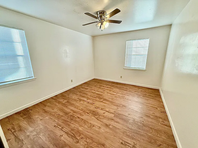 2411 S 5th St #1 — Photo 7