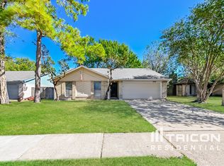 10066 Ash Fork Dr, Houston, TX 77064