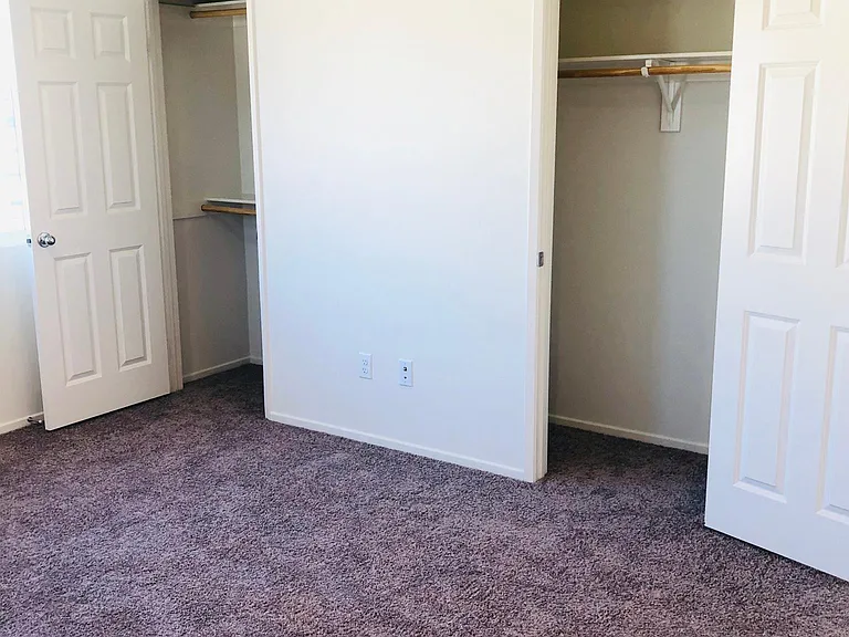 2897 E La Avenida Dr — Photo 22