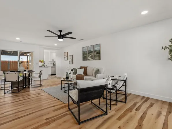 4719 Mystik Rd, Oceanside, CA 92056