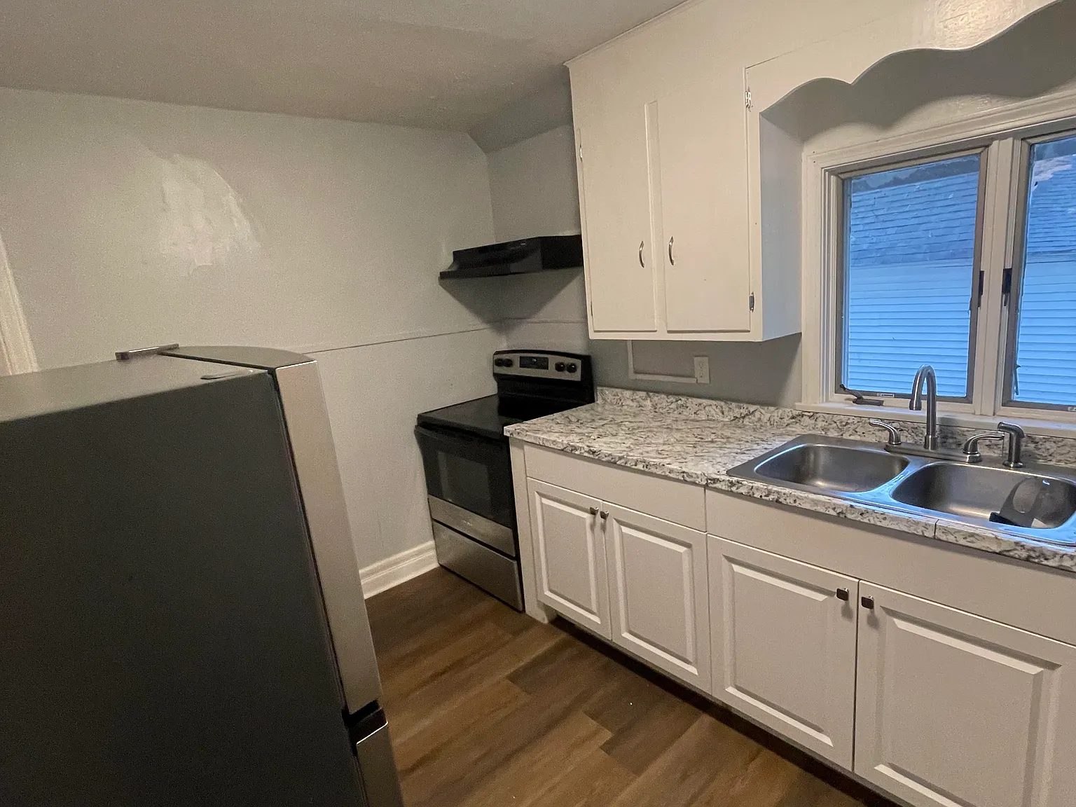 37 Forest St — Photo 1