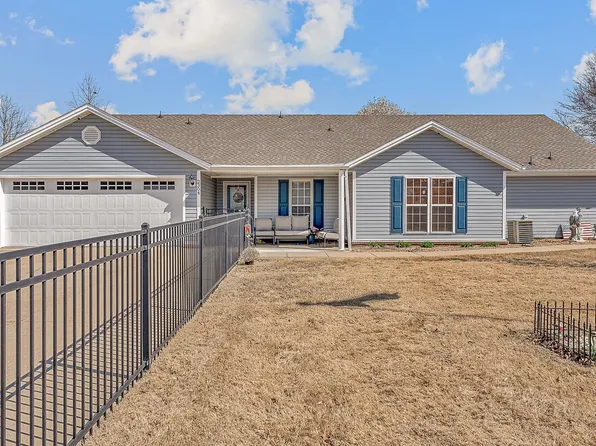 2304 Chastain Dr, Jonesboro, AR 72405
