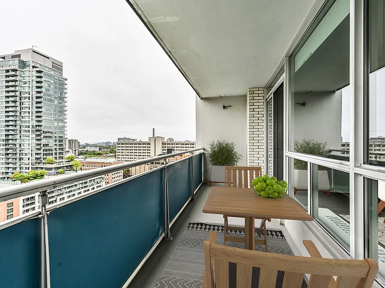 20 Prince Arthur Ave — Photo 12