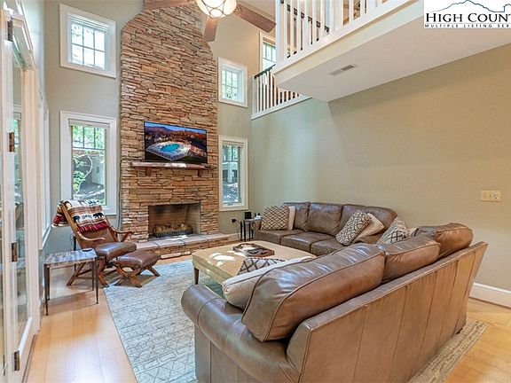 2nd image of 443 Echota Parkway #9-B