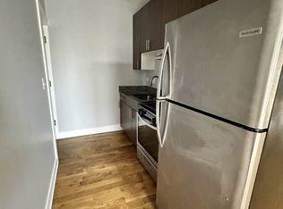 7109 S Bennett Ave #3A, Chicago, IL 60649