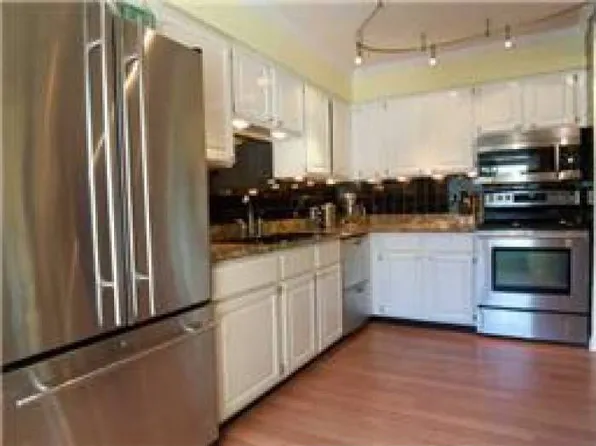 12 Middleton St, Nashville, TN 37210