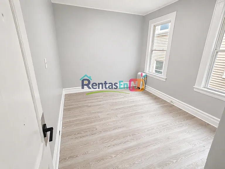 47 Eckert Ave #2B — Photo 3