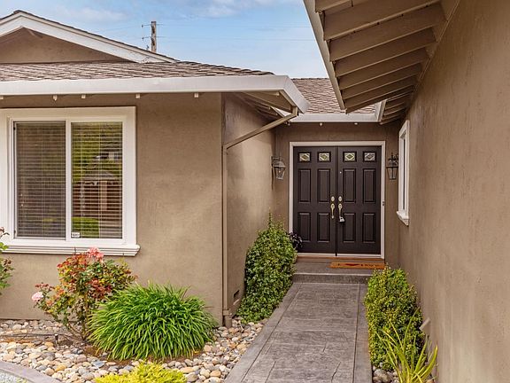 3rd image of 6051 Santa Ysabel Way