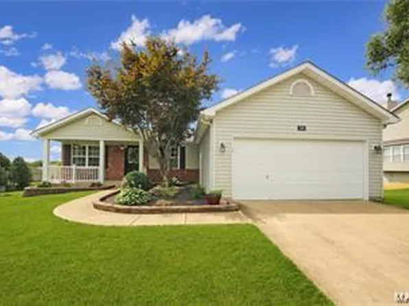 44 Glen Meadows Dr, Troy, MO 63379