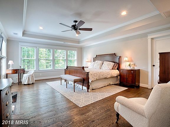 Upper level master bedroom with sitting area