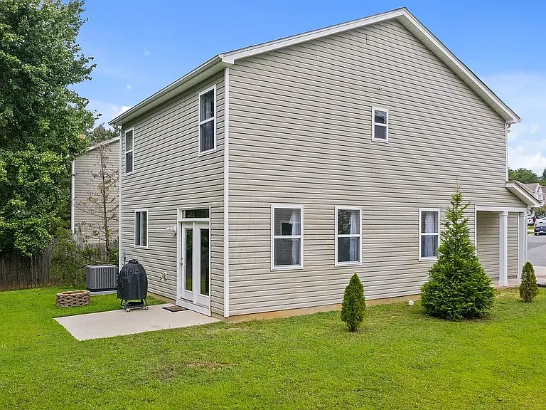 8186 Cohosh Ct — Photo 29