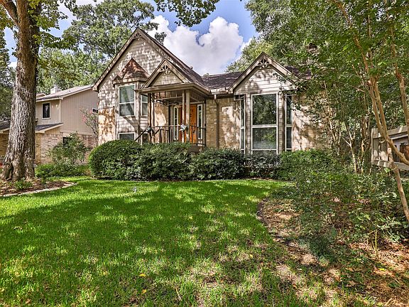 2nd image of 19715 Faye Oaks Ct
