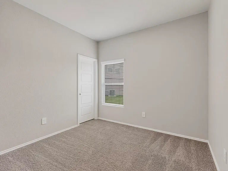 3038 Laguna Clfs — Photo 21