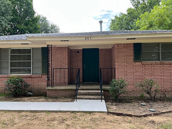 2nd image of 805 N Winnsboro St