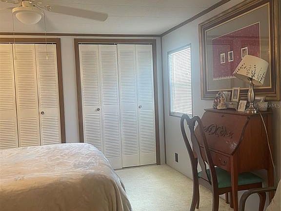 3rd image of 501 Oak Rdg E